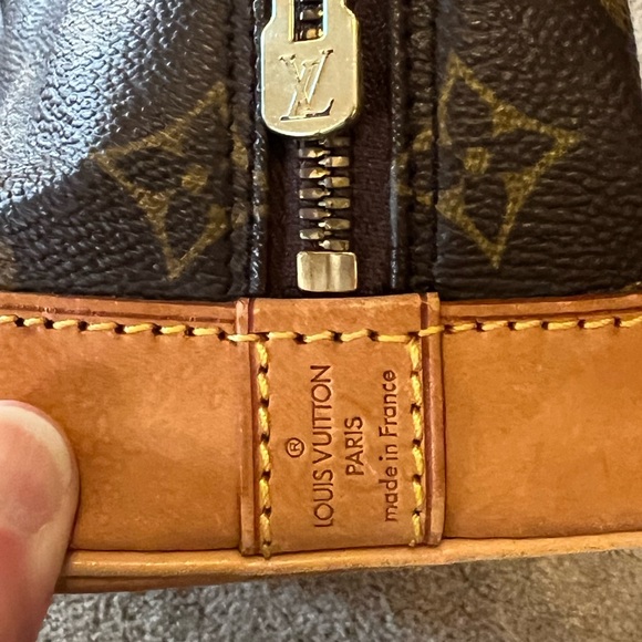 Louis Vuitton Vintage Monogram Alma PM Top Handle Bag from 1993! - Picture 12 of 13